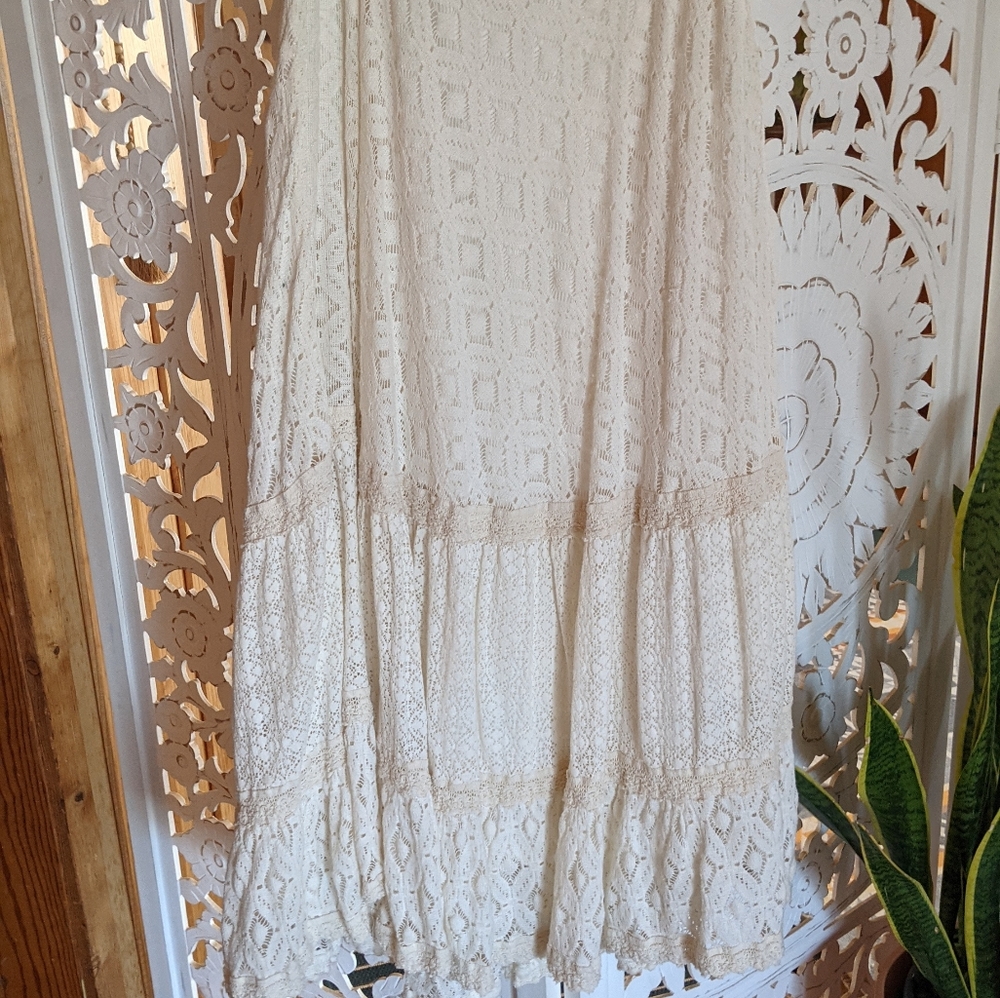 Etsy seller timjan designs lace skirt